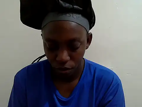 Snapshot of lizbela1 chatting on November 14, 1:21 pm lizbela1 online show from November 14, 1:21 pm