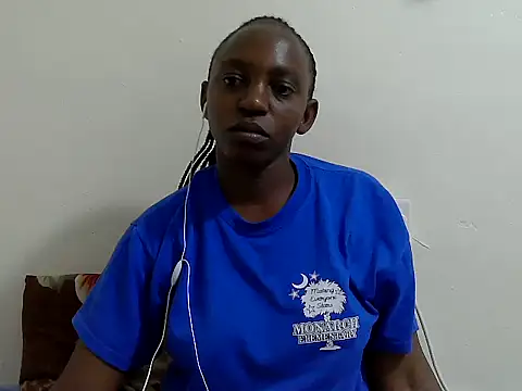 Snapshot of lizbela1 chatting on November 17, 8:03 pm lizbela1 online show from November 17, 8:03 pm