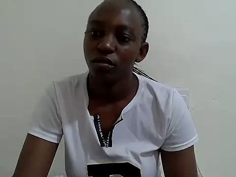 Snapshot of lizbela1 chatting on November 20, 8:47 am lizbela1 online show from November 20, 8:47 am