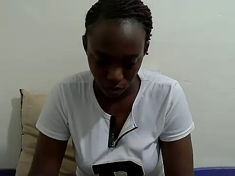 lizbela1 online show from May 27, 3:42 pm