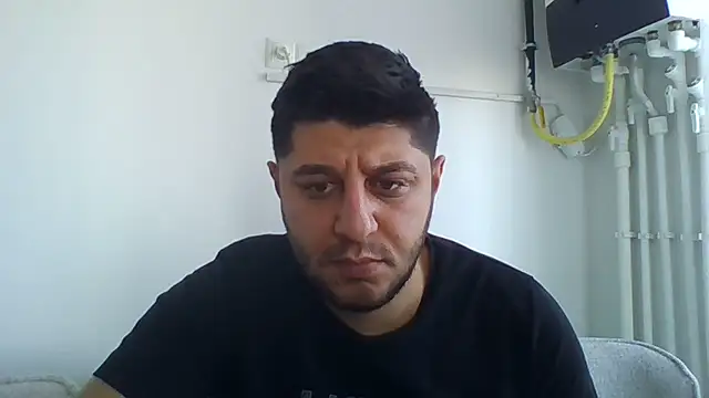 erkekkkadam online show from January 1, 10:11 am