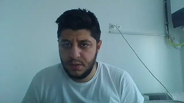 erkekkkadam online show from January 19, 5:15 am