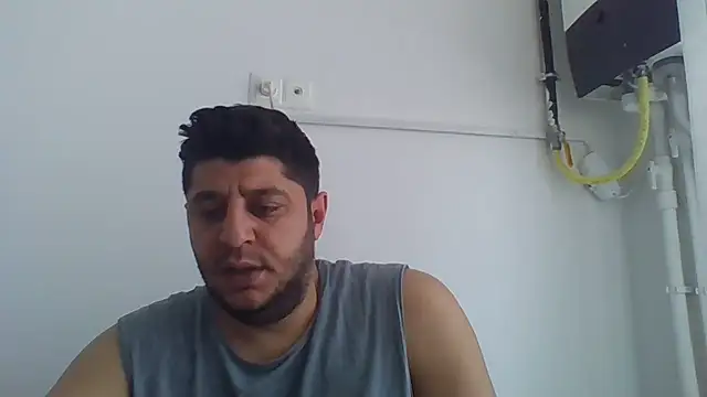 erkekkkadam online show from February 9, 8:11 am