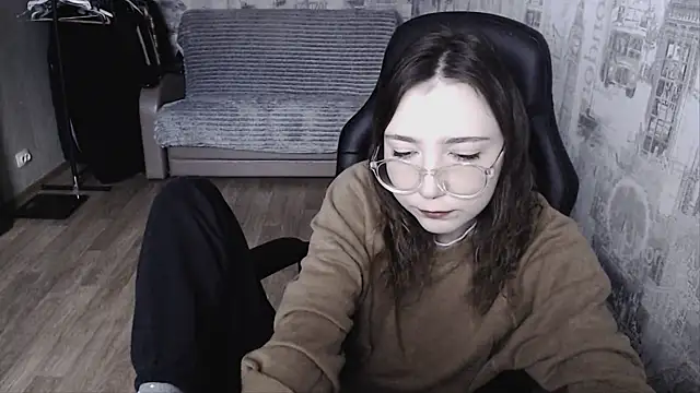 Snapshot of AmeliaKamishiro chatting on January 19, 8:07 am AmeliaKamishiro online show from January 19, 8:07 am