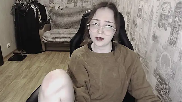 Snapshot of AmeliaKamishiro chatting on January 28, 5:46 pm AmeliaKamishiro online show from January 28, 5:46 pm