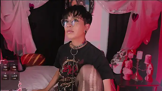 kitty roxy online show from March 14, 5:48 am