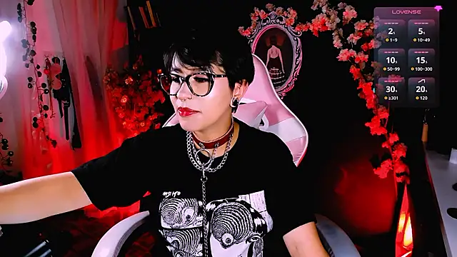 kitty roxy online show from March 12, 3:40 pm