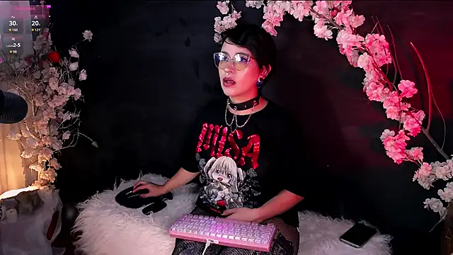 kitty roxy online show from May 28, 6:54 am