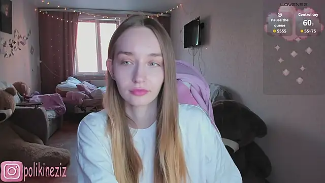 MoonDust online show from April 28, 4:01 pm