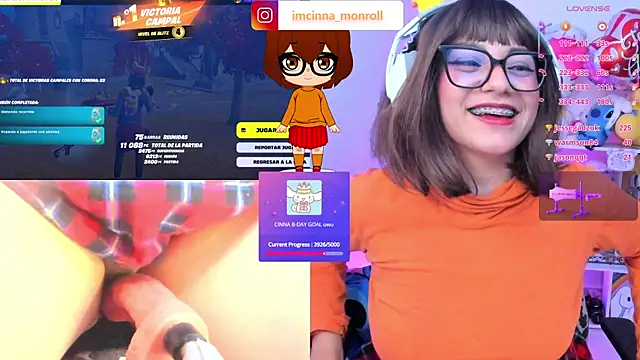 Snapshot of cinna_monroll chatting on October 12, 4:33 am cinna monroll online show from October 12, 4:33 am