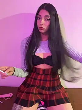 Snapshot of Felicia_smok3 chatting on January 31, 1:43 am Felicia smok3 online show from January 31, 1:43 am