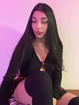 Snapshot of Felicia_smok3 chatting on February 8, 4:14 am Felicia smok3 online show from February 8, 4:14 am