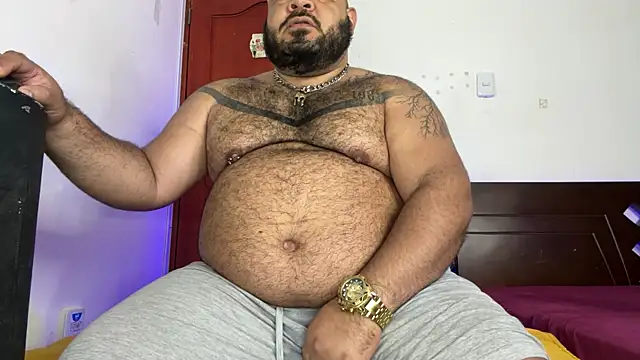 Latino bigcock online show from October 17, 6:16 am