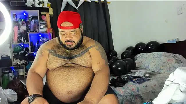 Latino bigcock online show from June 13, 9:13 pm