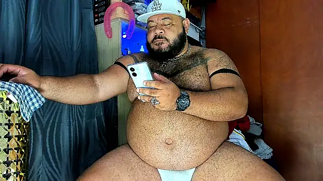 Latino bigcock online show from August 4, 11:29 pm