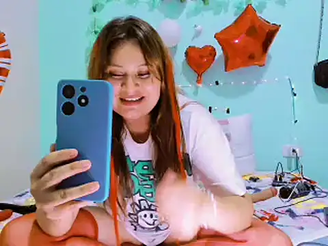 Snapshot of SofiaOlivares chatting on December 24, 8:11 am SofiaOlivares online show from December 24, 8:11 am