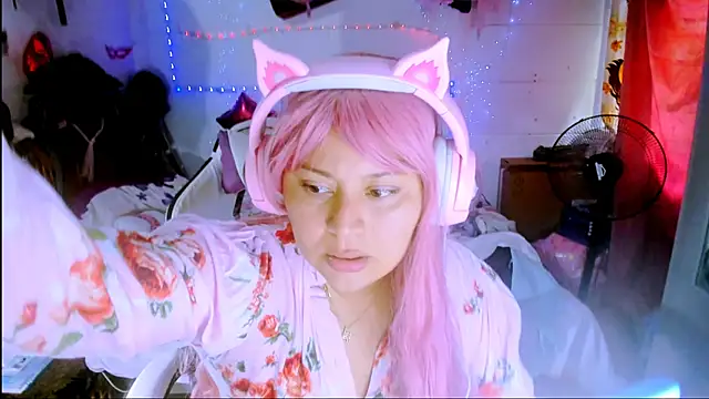 Snapshot of SofiaOlivares chatting on November 25, 4:29 pm SofiaOlivares online show from November 25, 4:29 pm