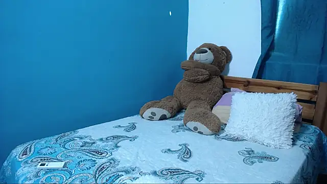 Sunny rayz  online show from March 19, 3:19 pm