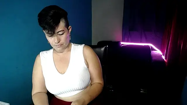 Sunny rayz  online show from June 26, 10:30 am
