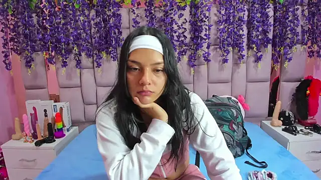 Snapshot of Bich_Anal_ chatting on January 28, 1:38 pm Bich Anal online show from January 28, 1:38 pm