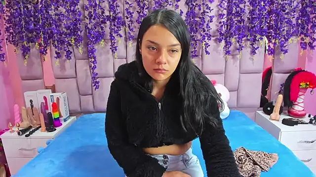 Snapshot of Bich_Anal_ chatting on January 29, 1:38 pm Bich Anal online show from January 29, 1:38 pm