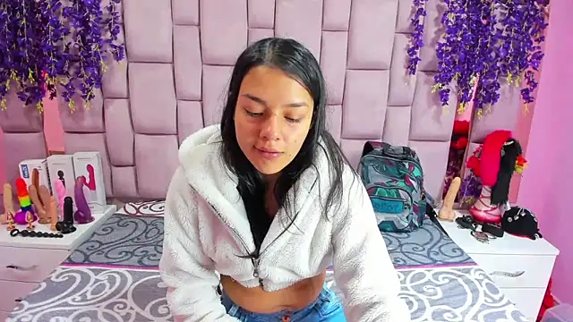 Snapshot of Bich_Anal_ chatting on March 8, 1:36 pm Bich Anal online show from March 8, 1:36 pm