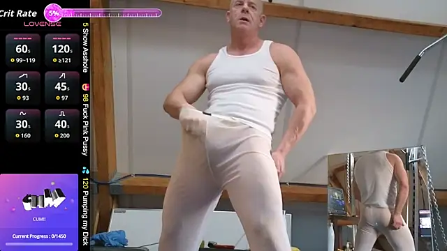 Snapshot of libo_horny_muscles chatting on November 21, 7:40 am libo horny muscles online show from November 21, 7:40 am