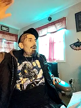 RoosterWabbit online show from May 2, 11:43 pm