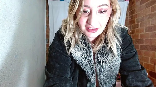 Snapshot of rashellroses22 chatting on December 30, 10:23 pm rashellroses22 online show from December 30, 10:23 pm