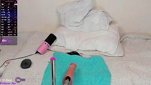 Snapshot of lunacandyy13 chatting on December 3, 2:58 am lunacandyy13 online show from December 3, 2:58 am