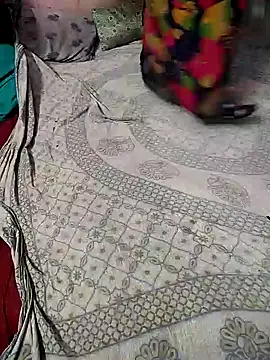 Snapshot of COUPLLE_VILLAGE chatting on January 15, 3:54 am COUPLLE VILLAGE online show from January 15, 3:54 am