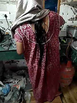 Snapshot of COUPLLE_VILLAGE chatting on March 15, 7:20 am COUPLLE VILLAGE online show from March 15, 7:20 am