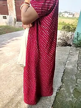 Snapshot of COUPLLE_VILLAGE chatting on November 8, 6:24 am COUPLLE VILLAGE online show from November 8, 6:24 am