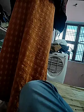 Snapshot of COUPLLE_VILLAGE chatting on November 18, 3:12 am COUPLLE VILLAGE online show from November 18, 3:12 am