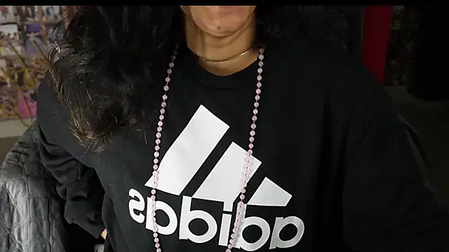 Snapshot of -AyeshaSinghania- chatting on December 21, 7:24 am -AyeshaSinghania- online show from December 21, 7:24 am