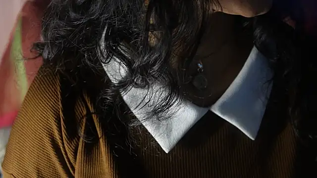 Snapshot of -AyeshaSinghania- chatting on October 4, 10:13 am -AyeshaSinghania- online show from October 4, 10:13 am