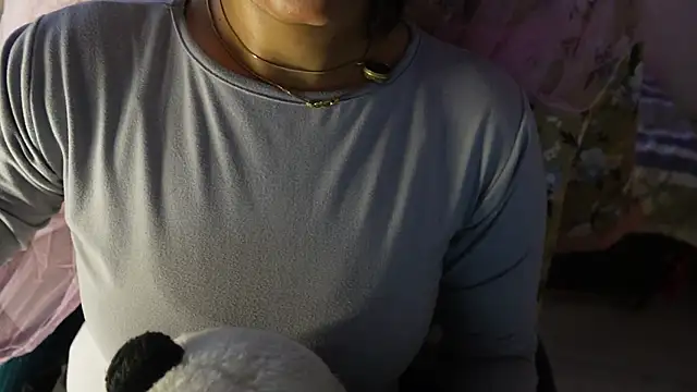 -AyeshaSinghania- online show from February 4, 5:02 am