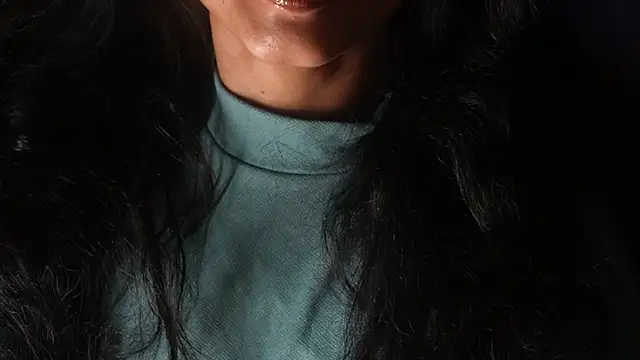 -AyeshaSinghania- online show from April 30, 5:52 pm