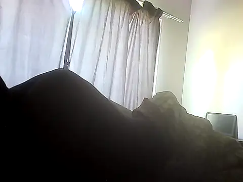 Snapshot of Yardie_bone chatting on December 2, 5:46 am Yardie bone online show from December 2, 5:46 am