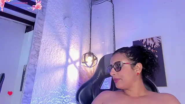Alizon 1 online show from May 4, 6:59 pm