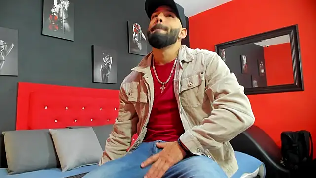 Snapshot of Thiagogomez chatting on September 18, 12:29 pm Thiagogomez online show from September 18, 12:29 pm