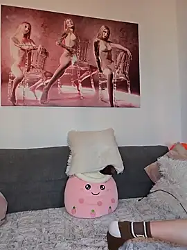 LessiaMia online show from January 16, 3:02 pm