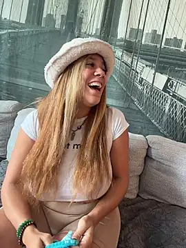 Bigbuttbrooklynn online show from February 5, 6:01 pm