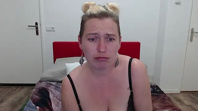 Snapshot of cumfun chatting on February 4, 5:55 pm cumfun online show from February 4, 5:55 pm