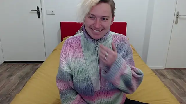 Snapshot of cumfun chatting on February 17, 7:58 am cumfun online show from February 17, 7:58 am