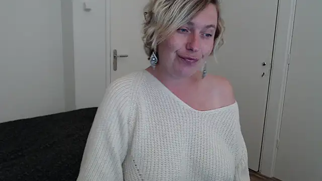 cumfun online show from October 20, 9:04 pm