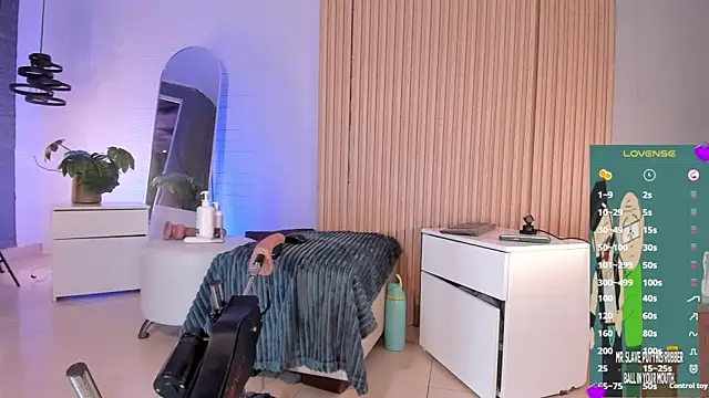 JUANDIAMONDS98 online show from August 4, 1:57 pm
