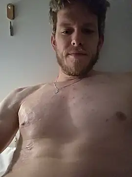Love Bert online show from July 6, 10:01 pm