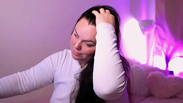 ameliaminkx online show from December 5, 4:43 am