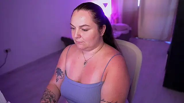 ameliaminkx online show from June 9, 4:07 pm